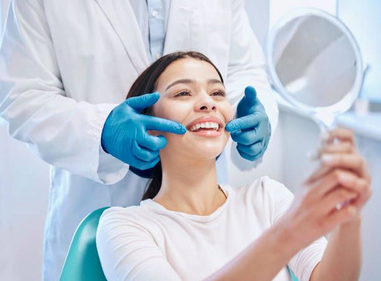 best cosmetic dentist specialist