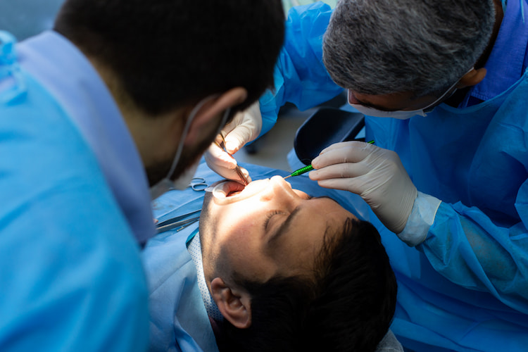 Signs You Need Oral Surgery
