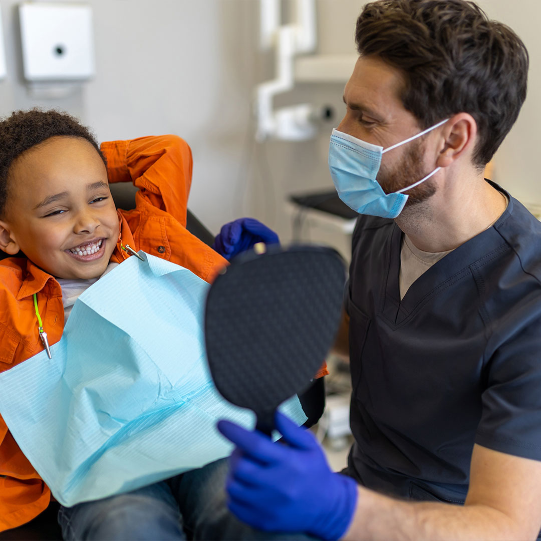 Free Periodontal Abscess Treatment for Refugees