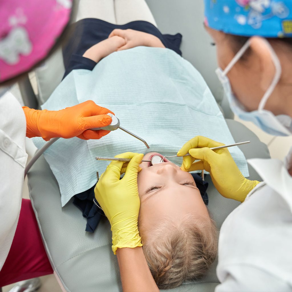 Refugee-Emergency Dentists